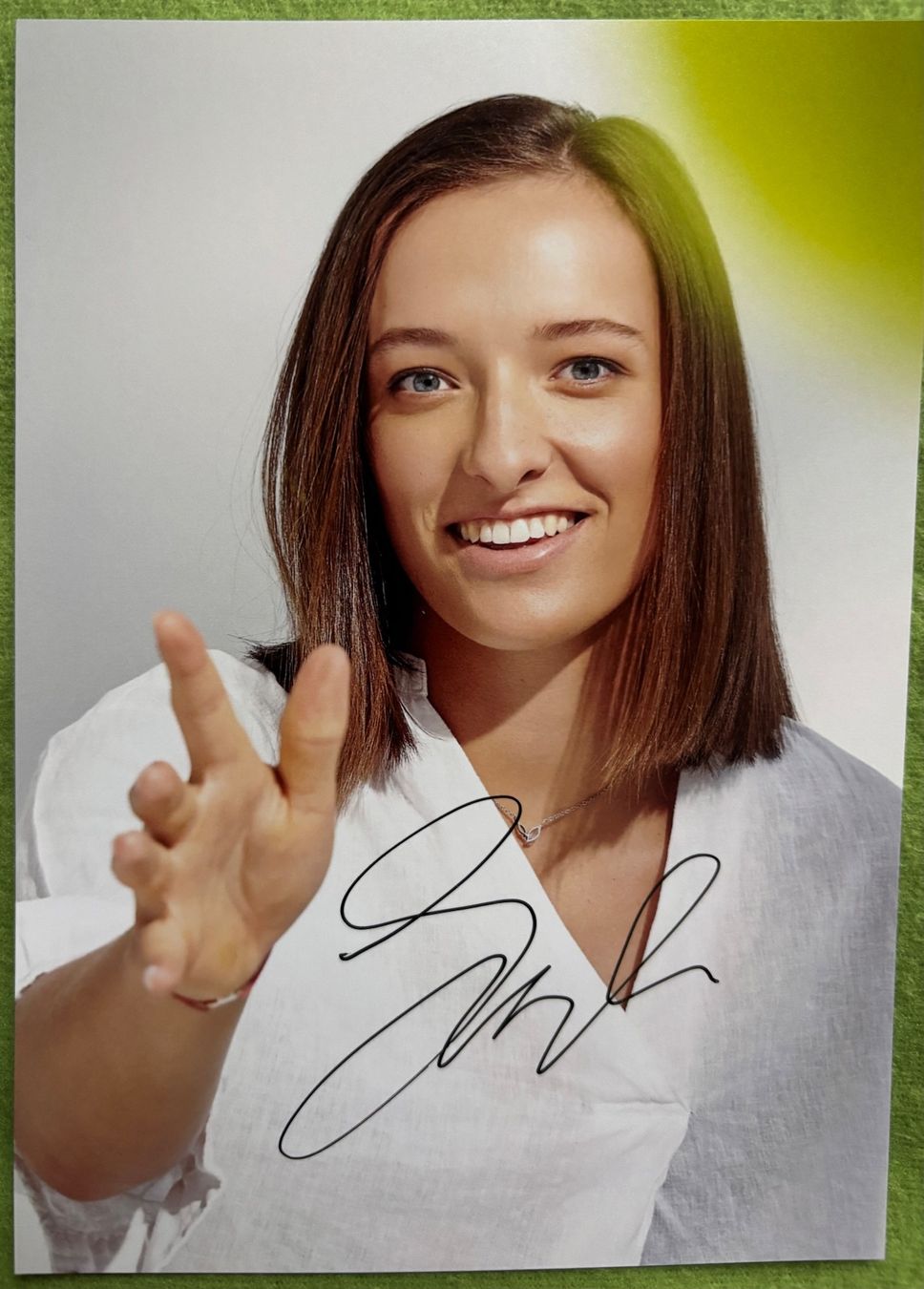 Autographes: Iga Swiatek Autogramm – D'occasion à Suhr par tim_wd9t