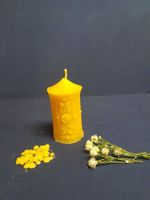 Bienenwachskerze mit altem Motiv