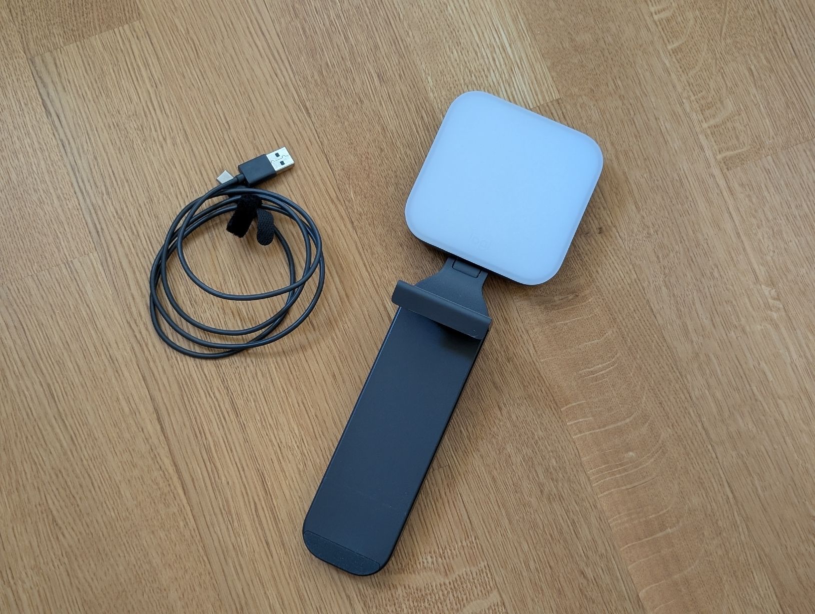 Lampade: Logitech Litra Glow LED Light - Streaming  – Usato da Pully venduto da krisnay