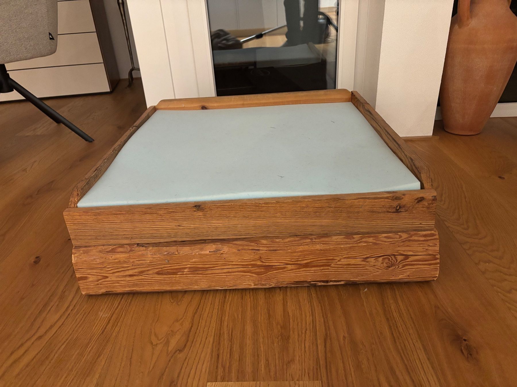 Niches, paniers: Hunde Bett – D'occasion à Domat/Ems par Wazzau