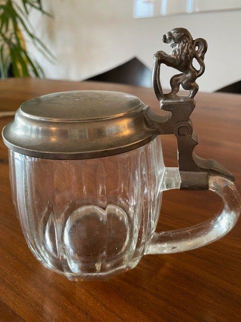 Gläser: Bierglas mit Zinndeckel Zürileu – Gebraucht aus Edlibach von Arnoldotto
