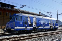 N- "MOB"- Loc Ge 4/4 III  8001 - Livrée "TESTUZ"