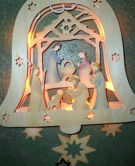 Alle Dekorationen: Holz Fensterlicht , Krippe kompl.Nr.32 – Gebraucht aus Effretikon von Heimstudio 5