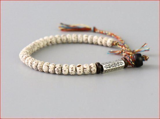 Bracciali & Braccialetti: Tibetisches Armband in Handarbeit – Nuovo e nell'imballaggio originale da Burgdorf venduto da XJ6