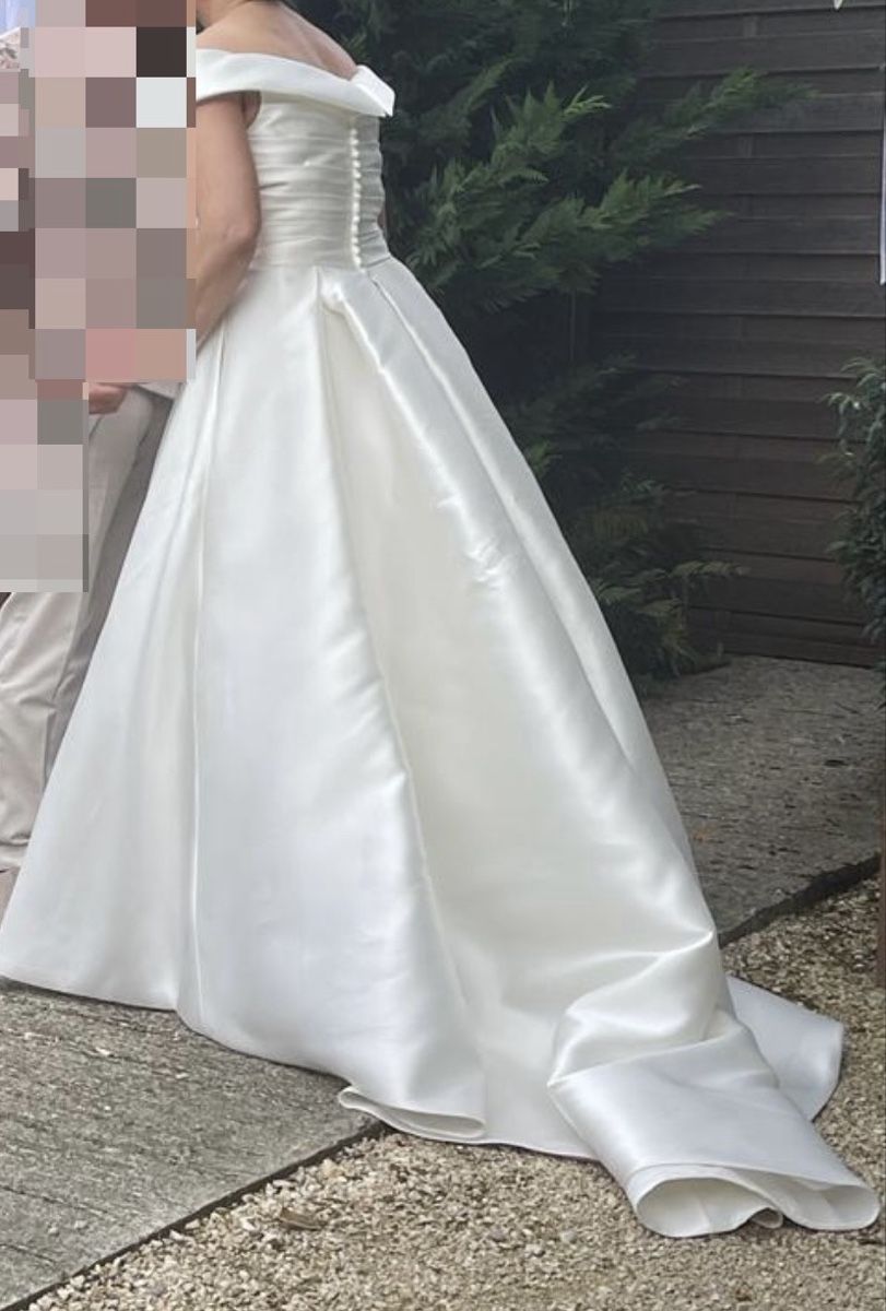 Kleider: Brautkleid JARICE Grösse 44 Elfenbein Argentin in gutem Zust – Gebraucht aus Metzerlen von sport001 1