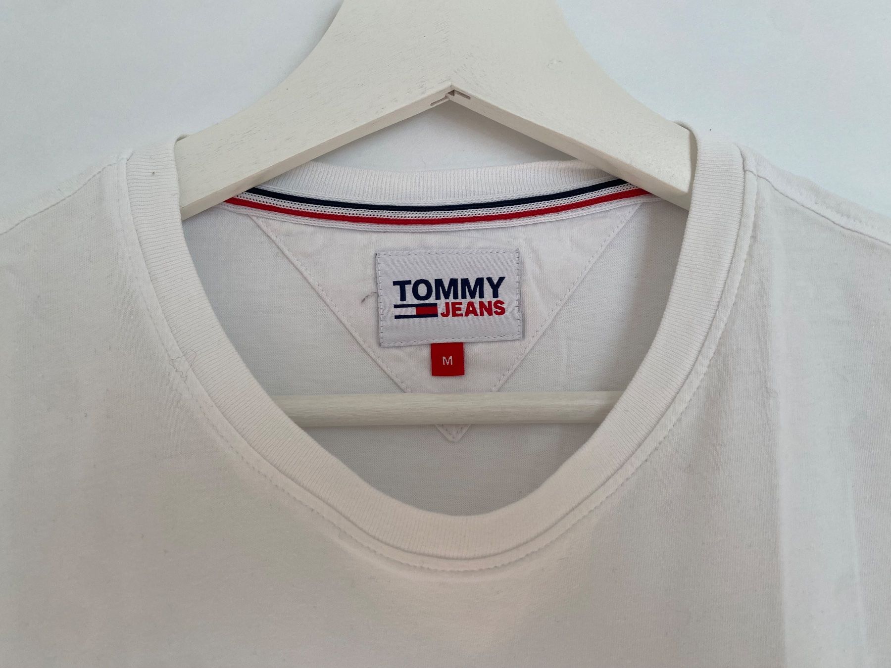 Tommy Hilfiger T-Shirts: Tommy Hilfiger T-Shirt – Gebraucht aus Oberdiessbach von cor_2nrl 1