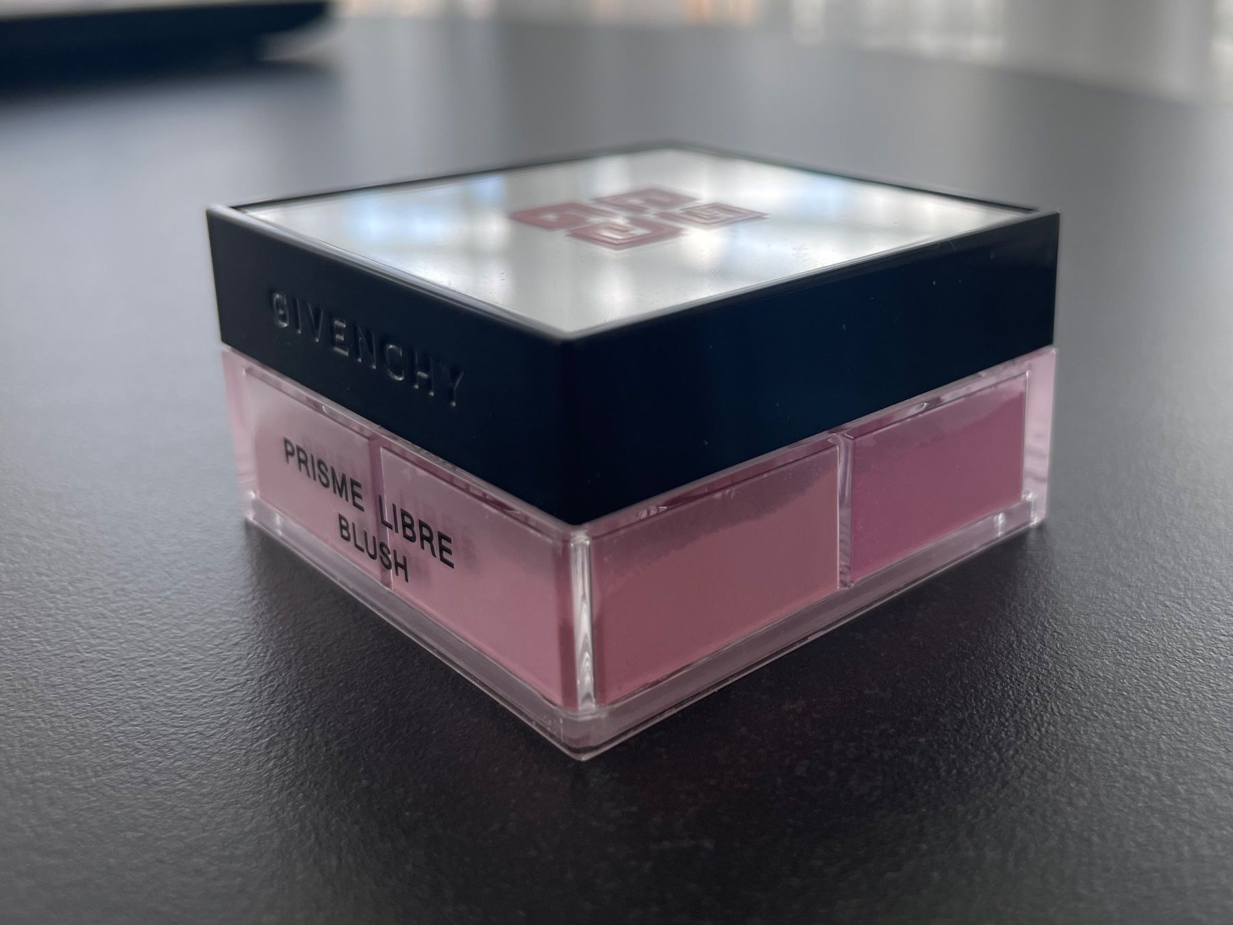 Givenchy Make-up: Givenchy Prisme Libre Blush - Mousseline Lilas – Usato da Wohlen AG venduto da kissne4 5