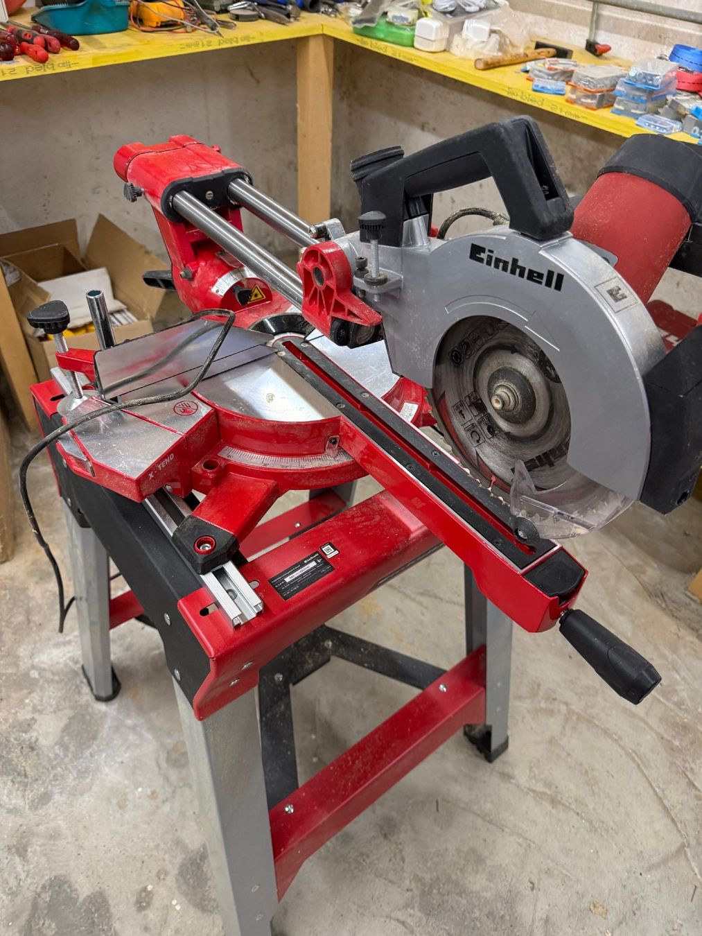 Einhell Tutte le macchine: Kappsäge mit Tisch – Usato da melchnau venduto da will-hier-weg 2
