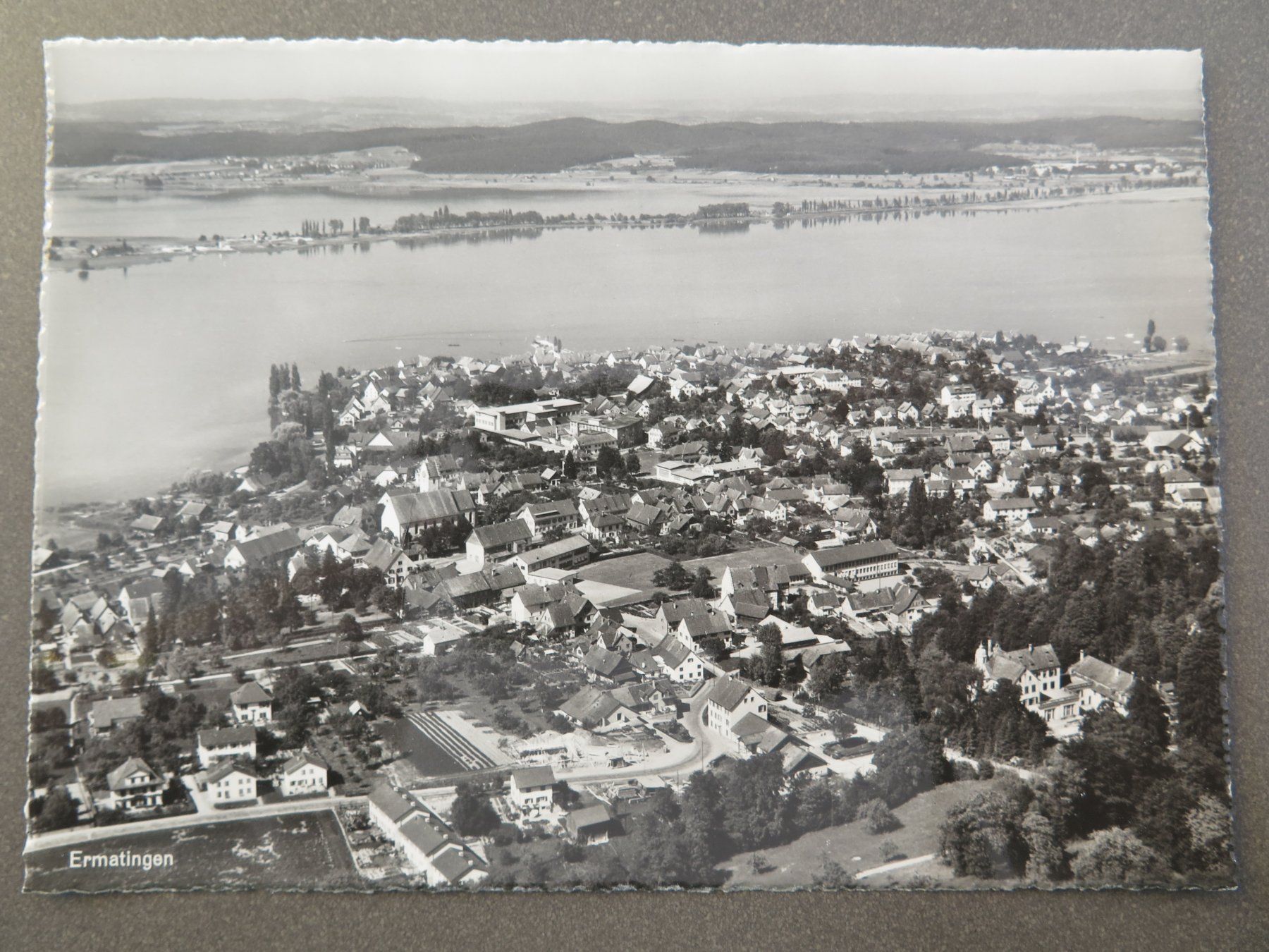 Cartes postales: ERMATINGEN - FLUGAUFNAHME – D'occasion à Wittenbach par lipasal