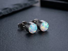 Wunderschöne Titanium-Ohrstecker mit Opal