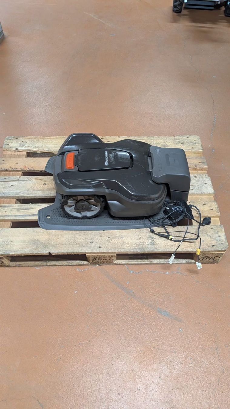 Husqvarna Tagliaerba: Automower Husqvarna 315 MK2 – Usato da Lätti venduto da baumi02 2