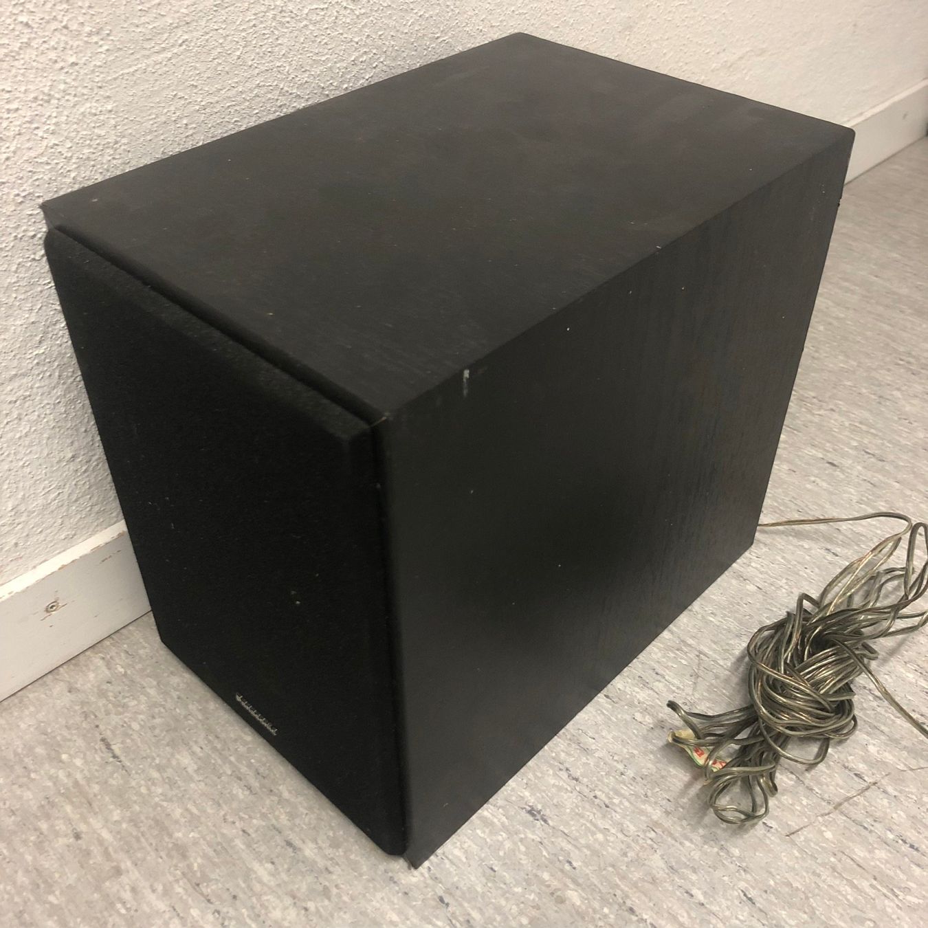 Panasonic Lautsprecher: Kleiner Subwoofer Panasonic SB-W300 – Gebraucht aus Hinterkappelen von atomschnee