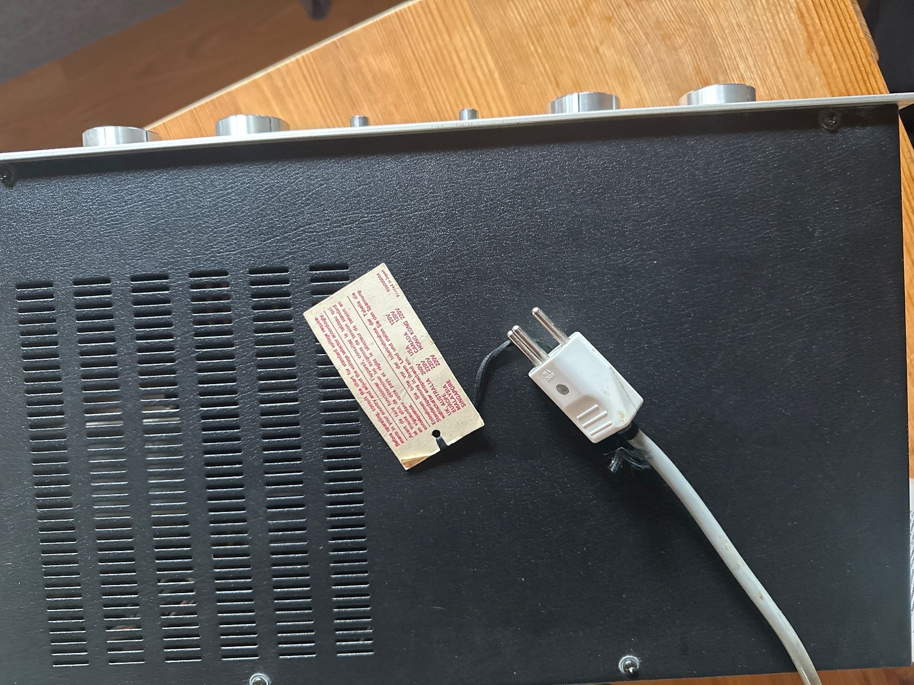 Marantz Amplificatori: Marantz Model 1050 Stereo Verstärker gebraucht – Usato da Elm venduto da kri_5q2c 5
