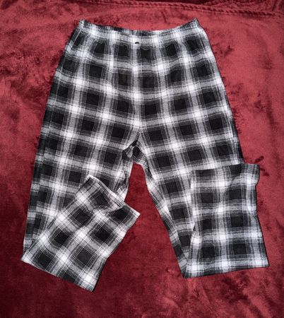 Pantalon à carreaux noir et blanc taille L