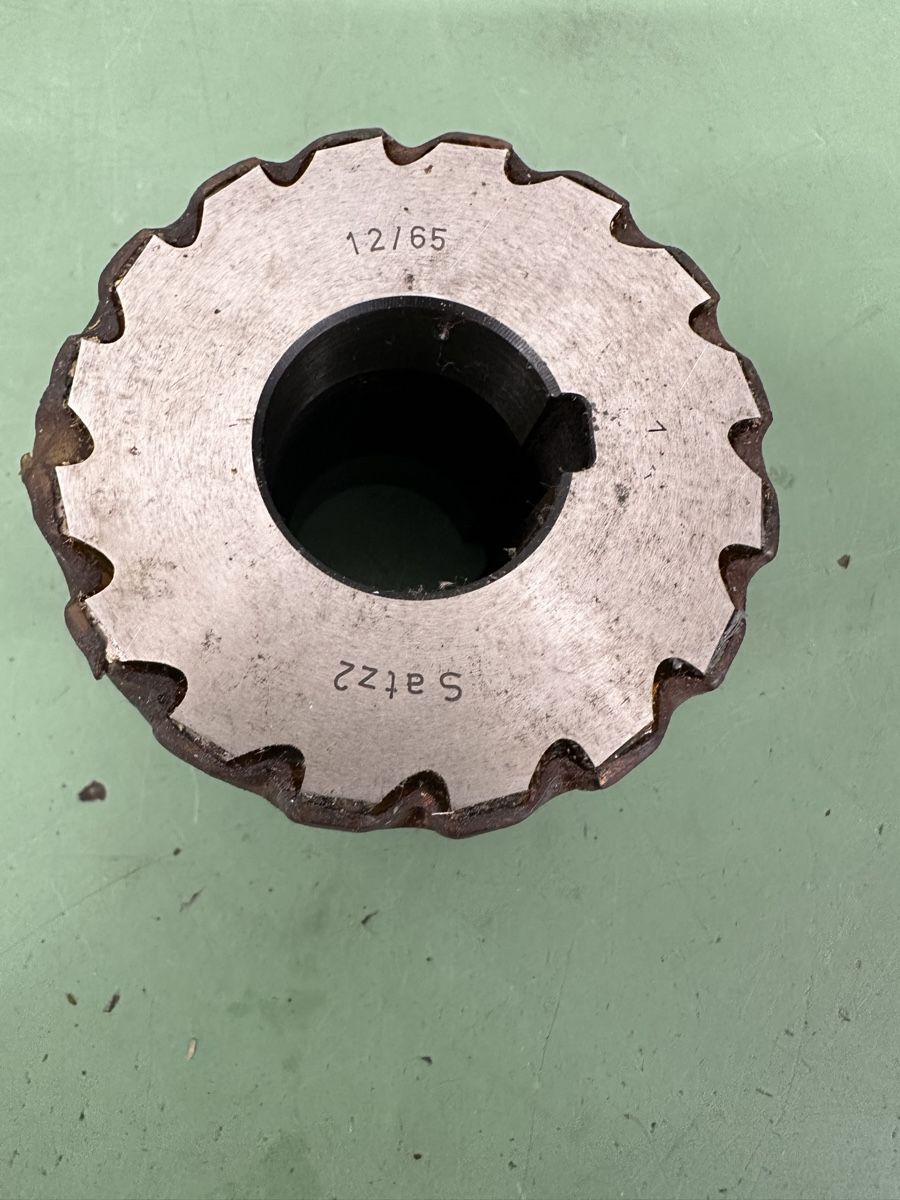 Reishauer Tutti gli attrezzi: Reishauer Gear Hobbing Cutter Module 0.8 – Nuovo e nell'imballaggio originale da Aarberg venduto da SNMachines 2