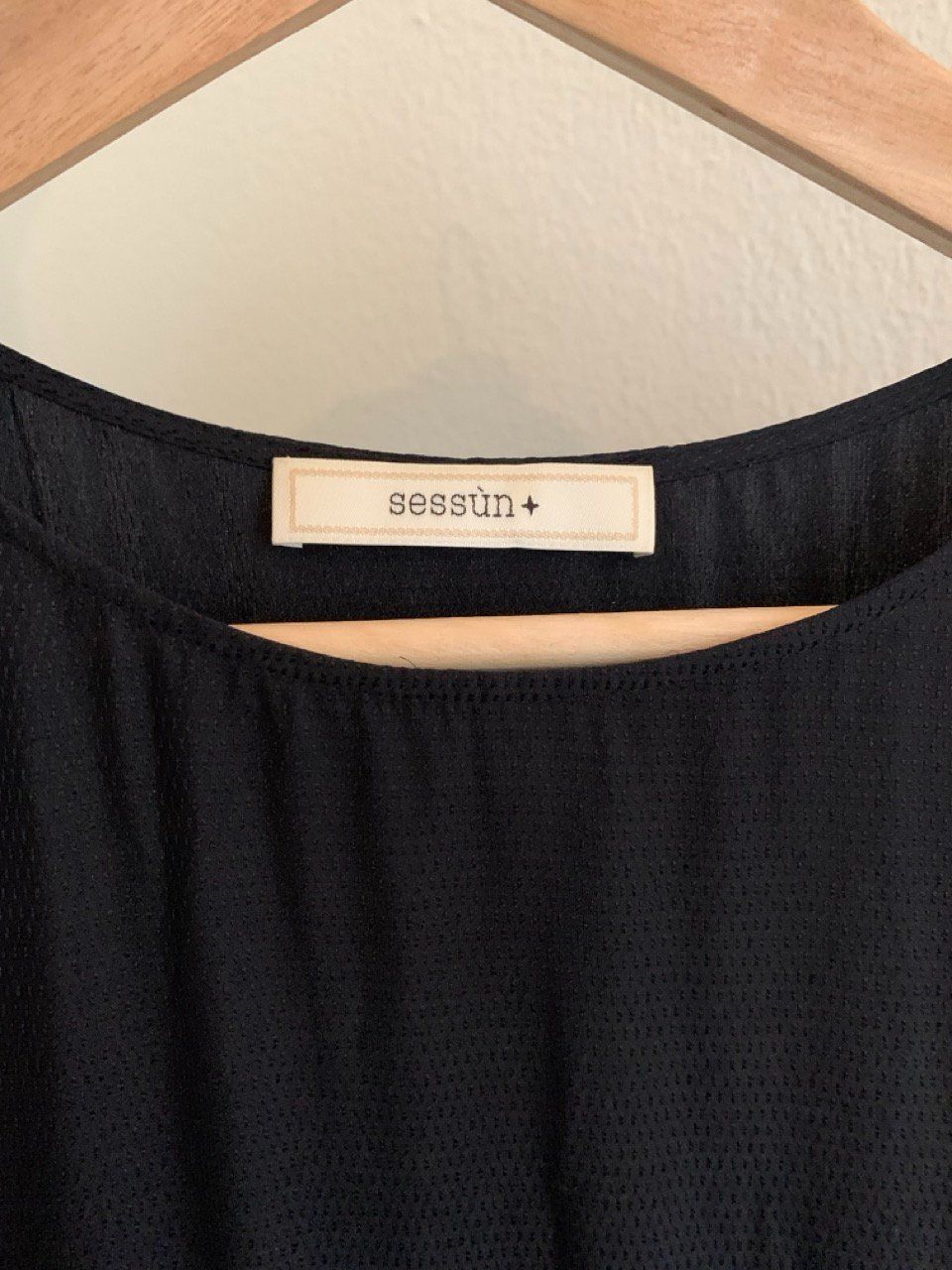 Sessun Vestiti: Seidenkleid von Sessun – Usato da basel venduto da G.Burghartz 8