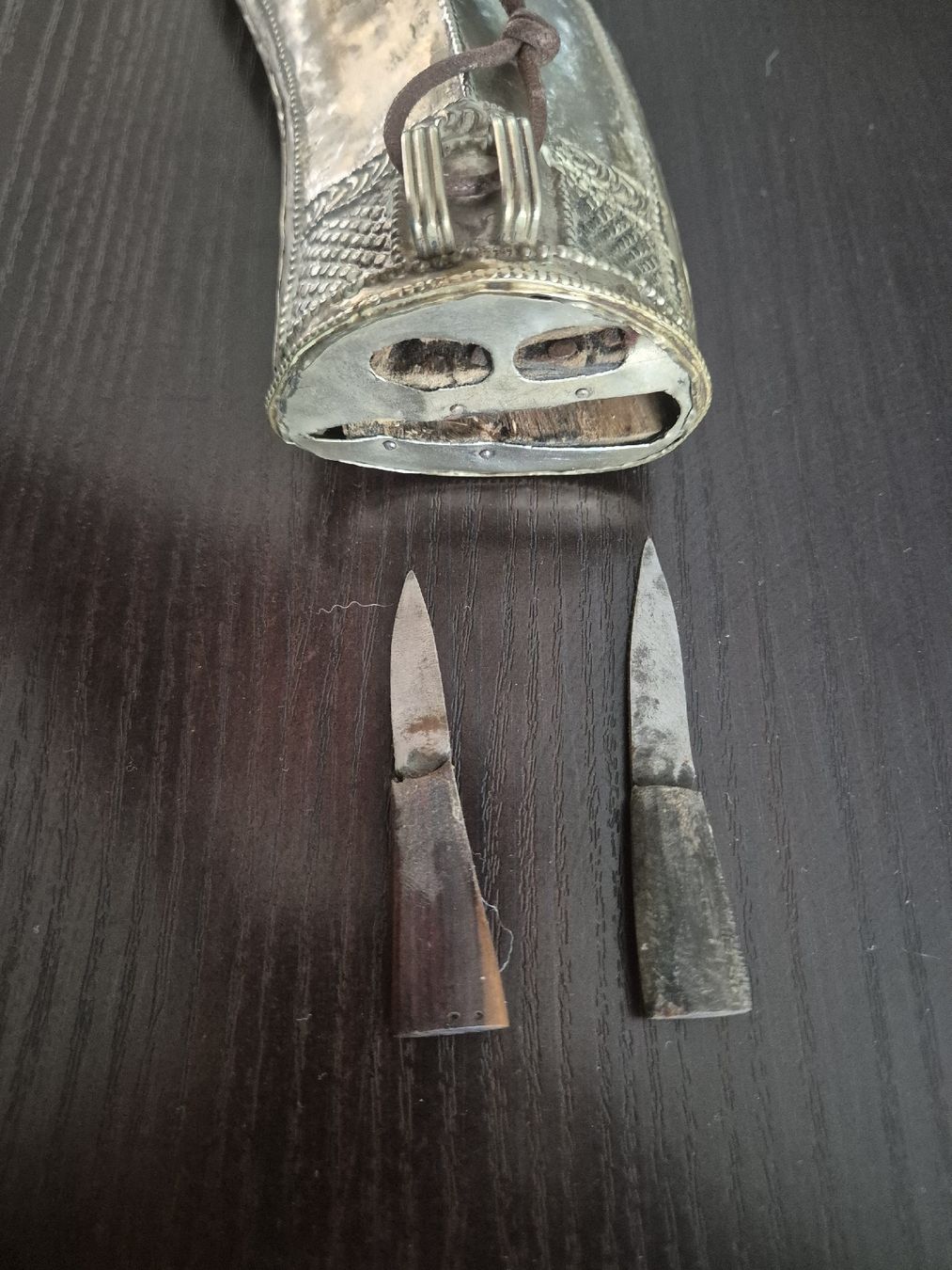 Besteck: Antikes Gurka Messer mit schöner Silberscheide – Gebraucht aus Binningen von rom_9ls7 4