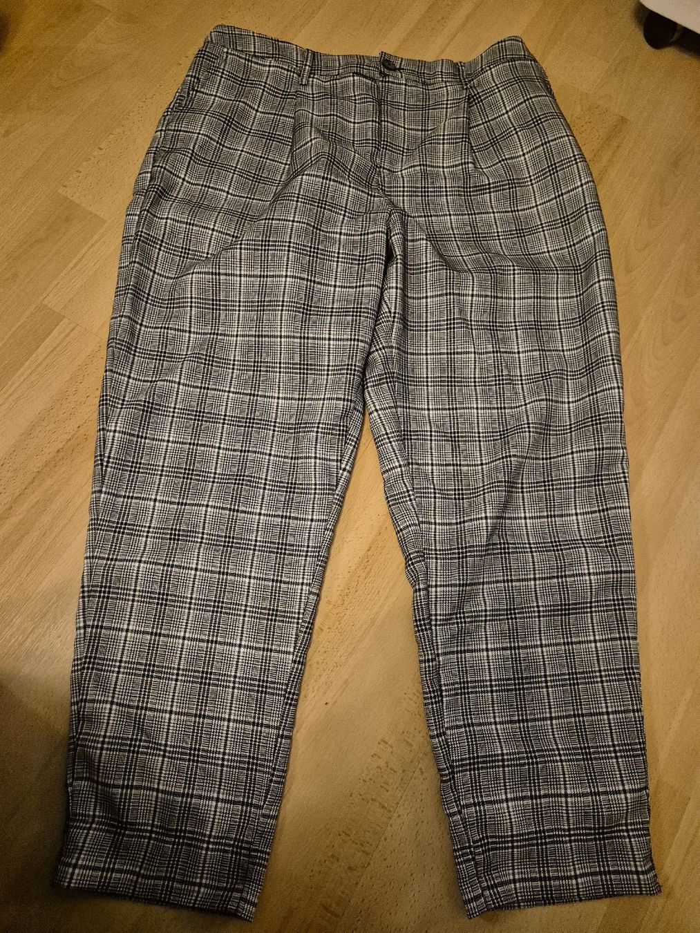 C&A Pantalons: Karierte Hose Gr. 44 – D'occasion à Zug par puzzle73