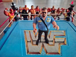 WWF Hasbro Big Boss Man Serie 1 Vintage Figure