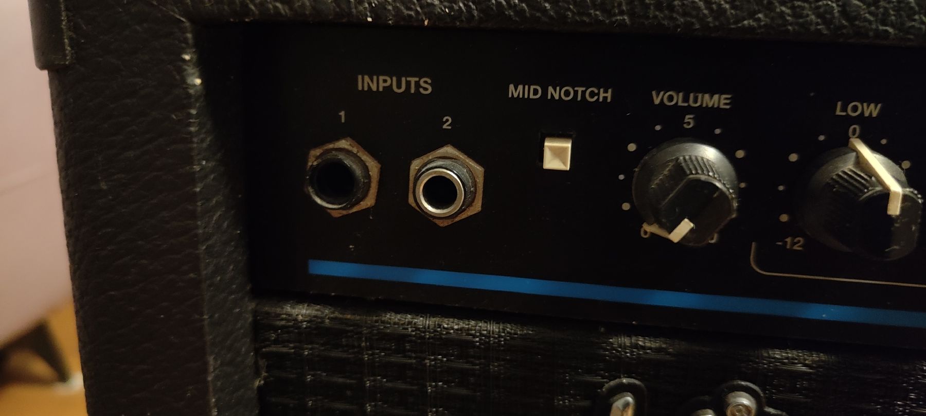 Fender Amplificatori: Amplificatore per chitarra Fender PR 261 – Usato da Massagno venduto da Massimo037 1