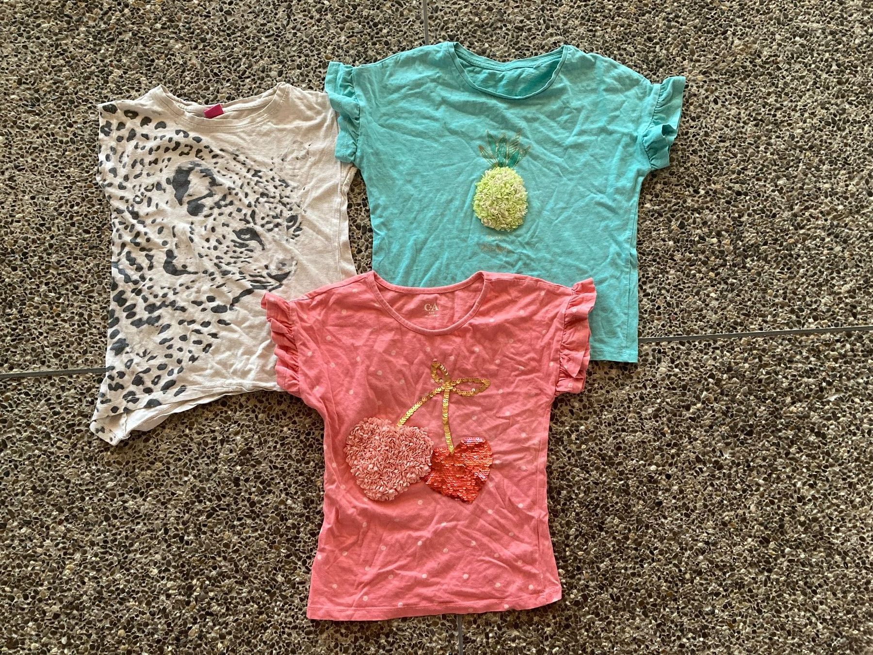 Blusen, T-Shirts & Tops: T-Shirts, Gr. 134 – Gebraucht aus Aetingen von Nadinsky