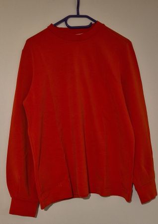 Roter Pulli der Marke Opus, Grösse EUR 40
