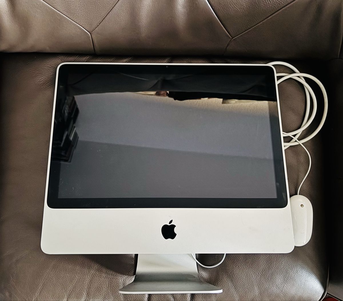 Apple PC: iMac 20 Zoll mit PC Maus. – Usato da Dübendorf venduto da mba_5yvw
