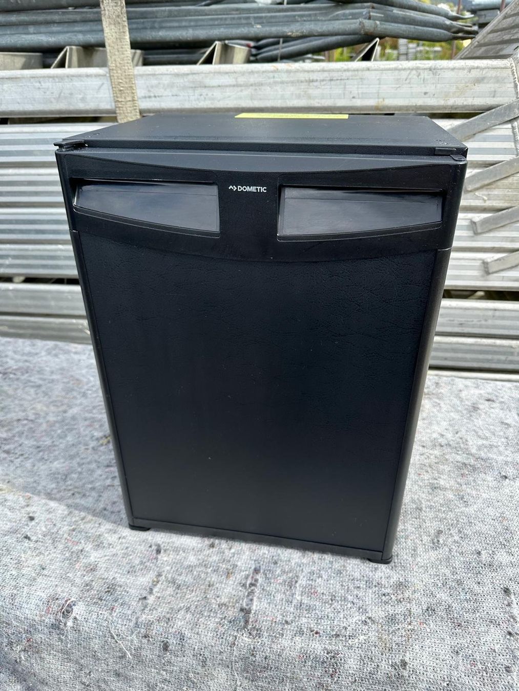 Kühlschrank: Minibar Dometic RH 430 NTE – Gebraucht aus Spreitenbach von Space_X 6