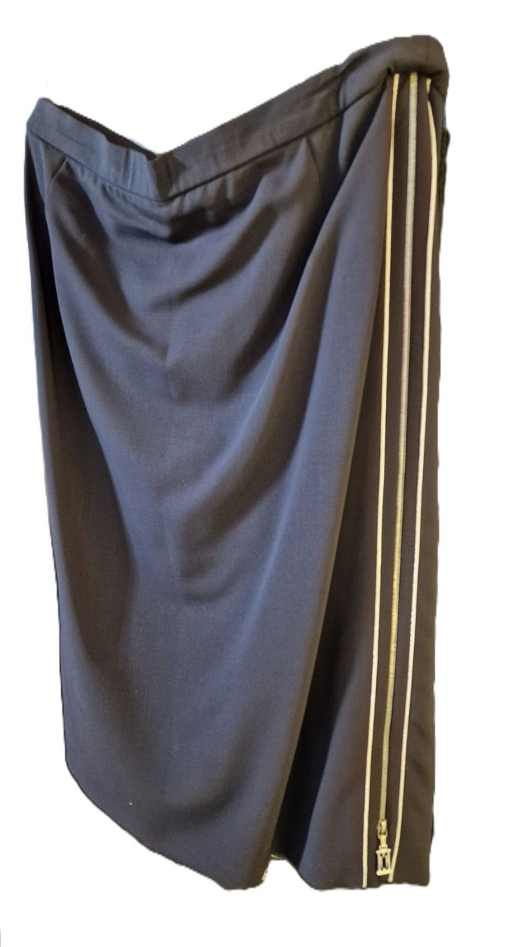 Costumi: Rock-Blazer-Kostüm von Escada – Usato da Sargans venduto da pjo01 1