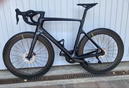 Van Rysel FCR CF Ultegra Di2