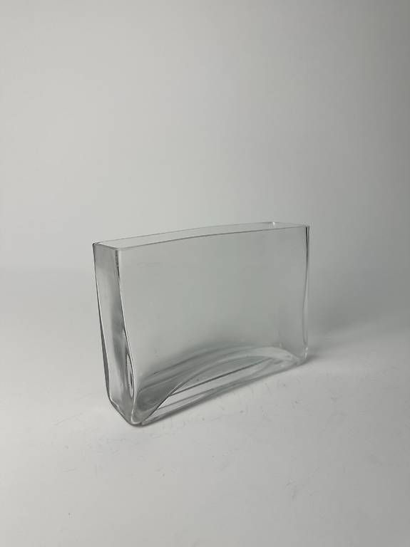 Vasi & Recipienti: Petit vase rectangulaire en verre soufflé transparent – Usato da Lausanne venduto da subermarket