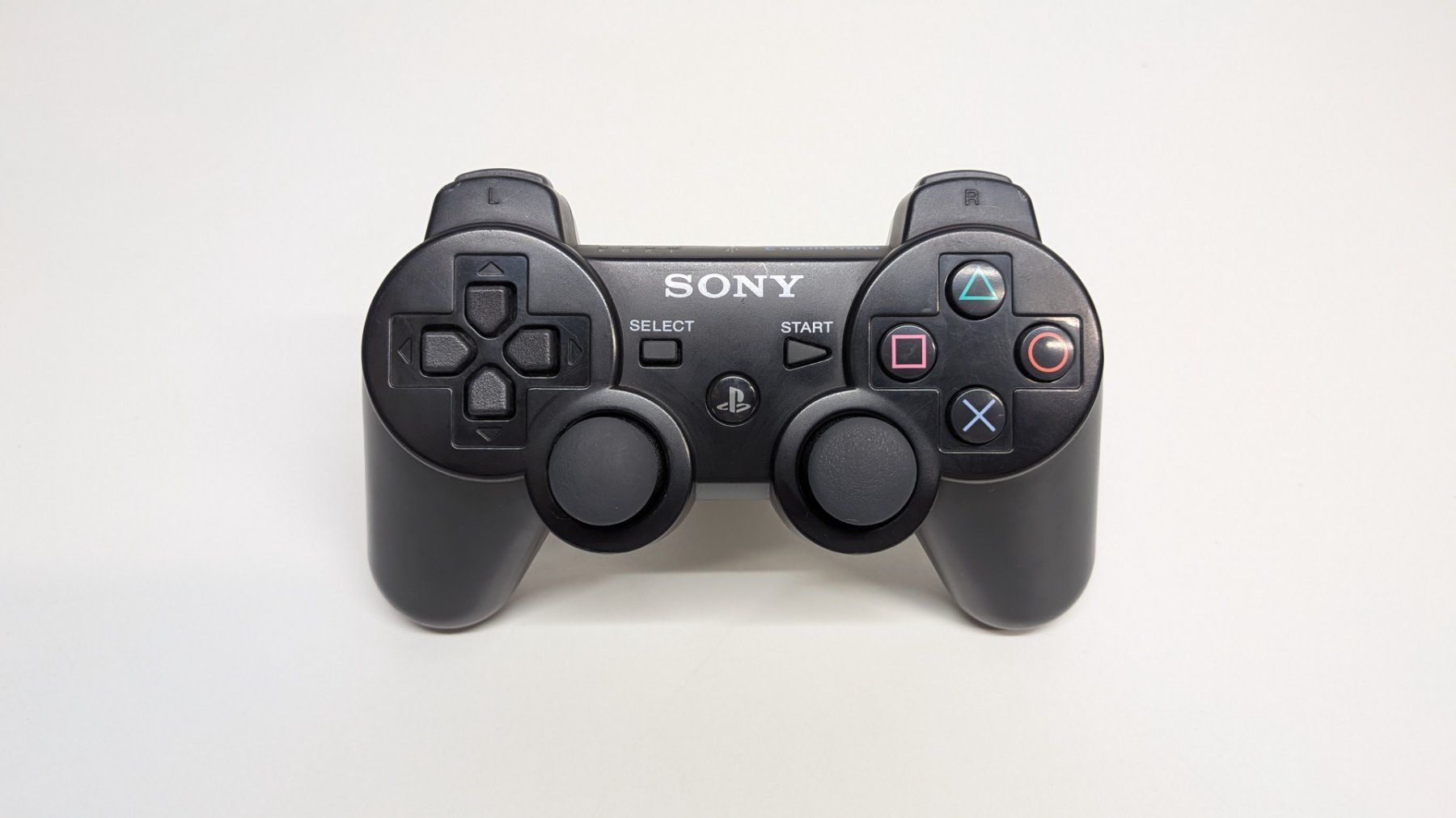 Sony Console: PlayStation 3 Slim mit 2 Controller – Usato da Menziken venduto da mame18 1