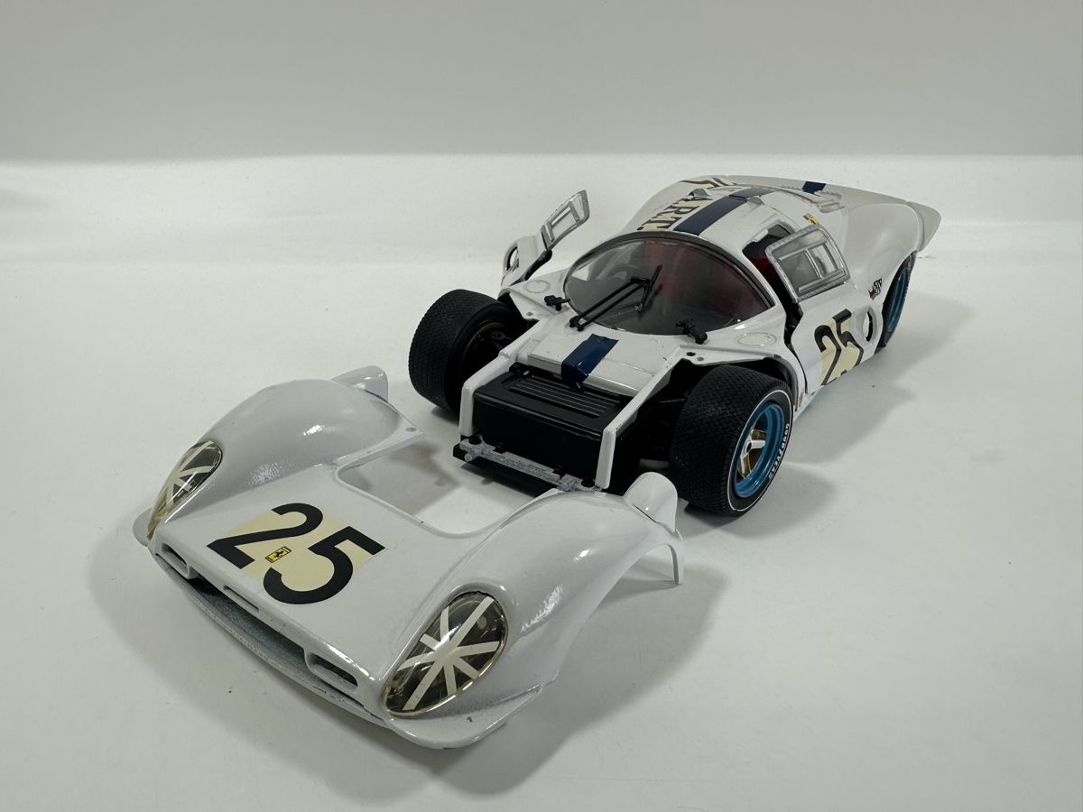Jouef Modellini d'auto: Ferrari 330 P4 1:18, weiss, Racing, JOUEF EVOLUTION – Usato da Zofingen venduto da rf9_x2xt 8
