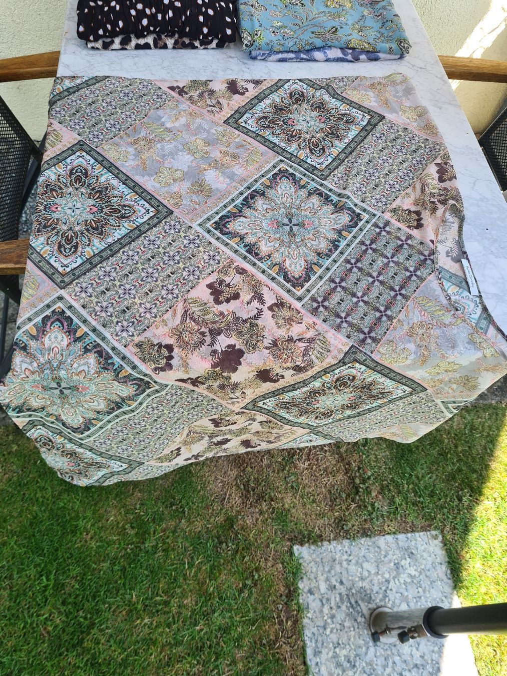 Tuniche: Tunika Patchwork Muster Damen Einheits Grösse guter Zustand – Usato da Dussnang venduto da Mak13 4