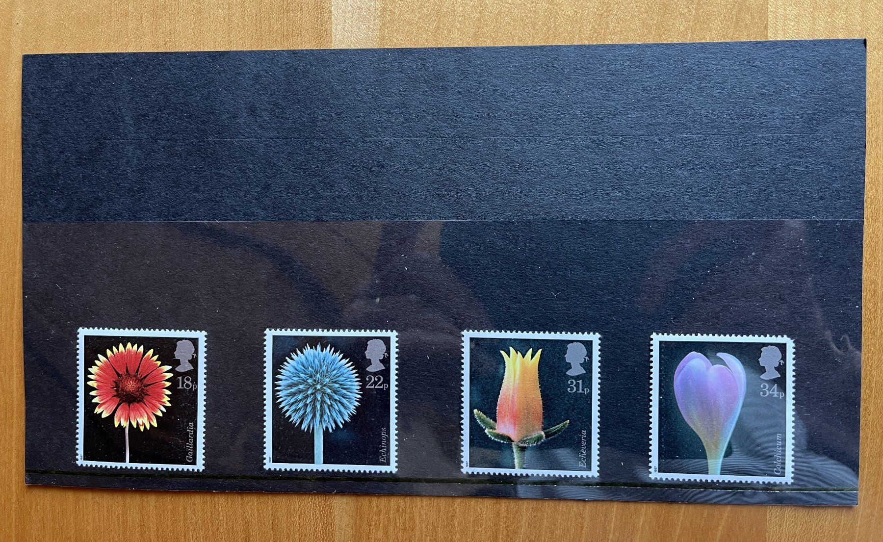 Tutti i francobolli: Briefmarken Royal Mail Mint Stamps, Flowers – Usato da Wiesendangen venduto da Frohberg 1