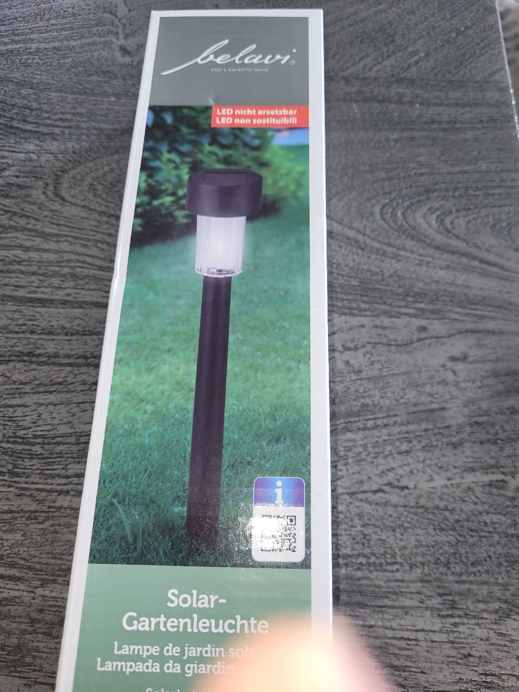 Lampade: Neue Solar-Gartenleuchte, LED, IP44 – Nuovo e nell'imballaggio originale da Bassersdorf venduto da K1966