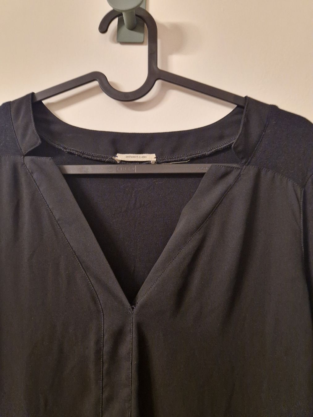 Intimissimi Camicette: Elegante Damenbluse, schwarz, S – Nuovo (secondo la descrizione) da Zürich venduto da SunFlower_14 1