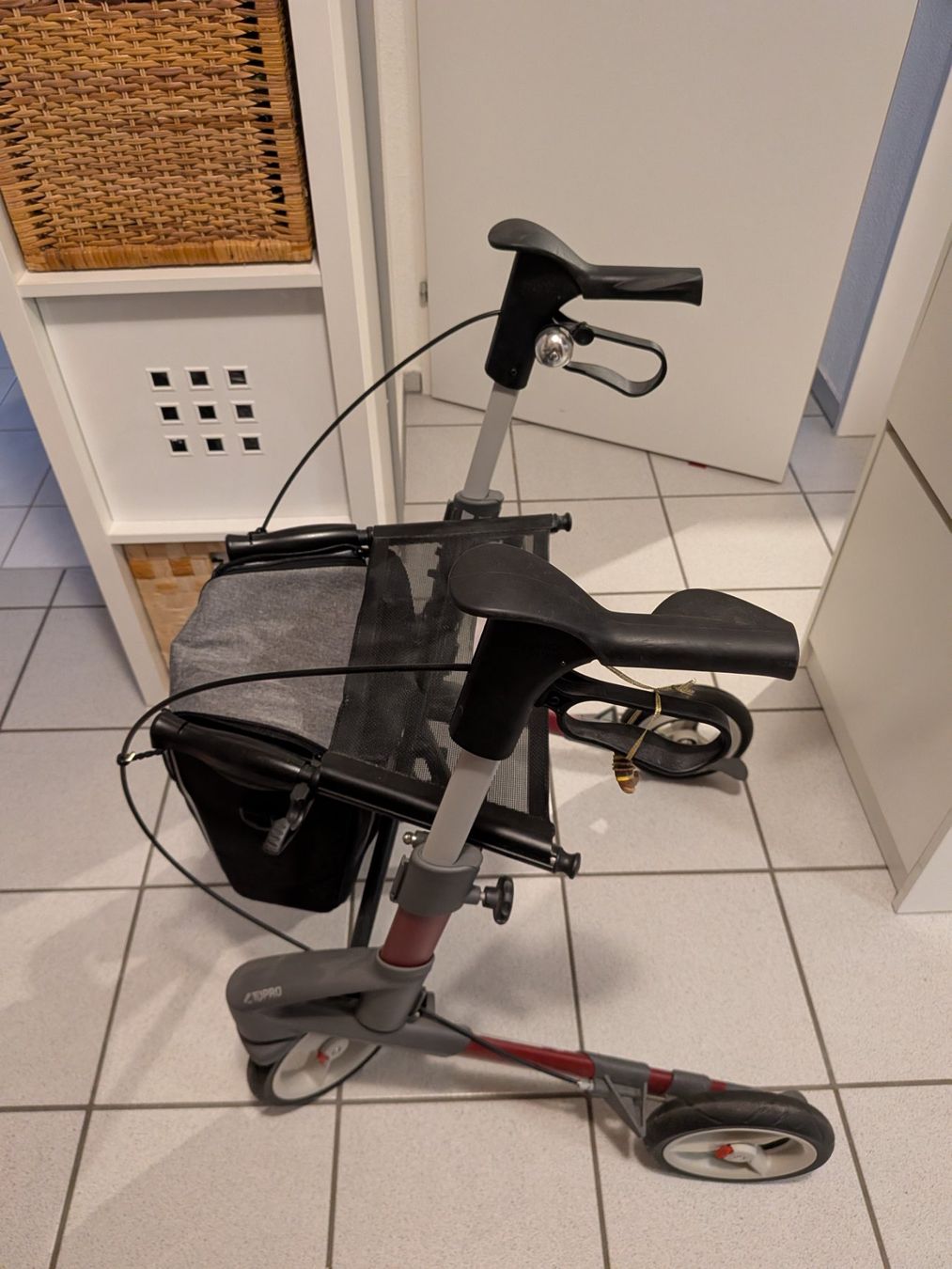 Ausili per la deambulazione: TOPRO Troja 5Gs Rollator – Usato da Zuchwil venduto da paintball666