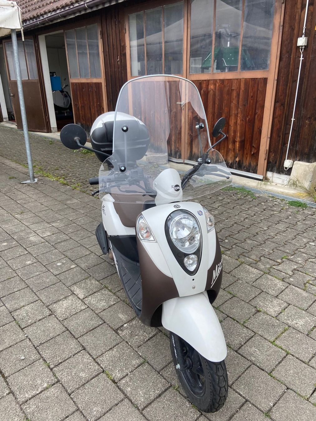 Sym Scooter: Sym Mio 100, nur 6850 Km. Topzustand. – Usato da Rümikon AG venduto da Rollershop 2