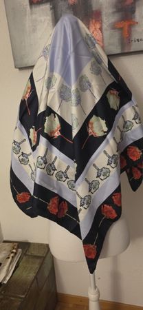 Bayron Seidentuch, floral gemustert, neuwertig