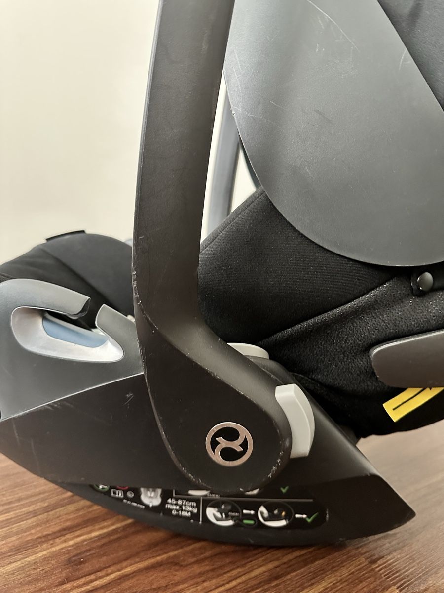 Cybex Seggiolini per auto: Cybex Cloud Z i-Size Babyschale schwarz – Usato da Uetendorf venduto da MeLe___ 4