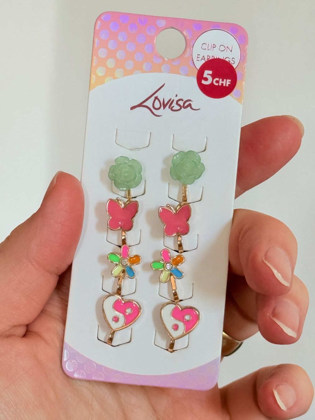 Orecchini pendenti & Orecchini a lobo: Lot de 8 clips d'oreilles Lovisa – Nuovo e nell'imballaggio originale da Genève venduto da AGBERG 8
