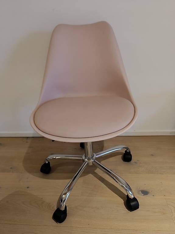 Rollstühle: Chaise enfant rose Maison du monde  – Gebraucht aus Vinzel von ninioenor 2