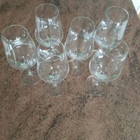 6 grand verres à vin Les Milices Vaudoises