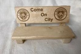 Manchester City mini Deko Holzbank Tischdeko aus Holz