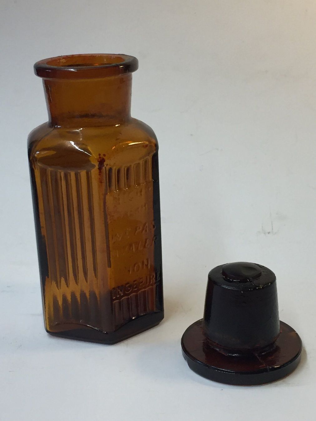 Accessori da laboratorio: Antike Apotkekerflasche mit Glasdeckel – Usato da Schaffhausen venduto da vintageworld 3