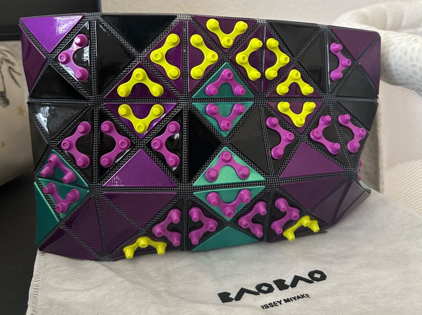 Issey Miyake Borse da donna: Baobao Issey Miyake Clutch – Nuovo (secondo la descrizione) da Eglisau venduto da eye_w2qz