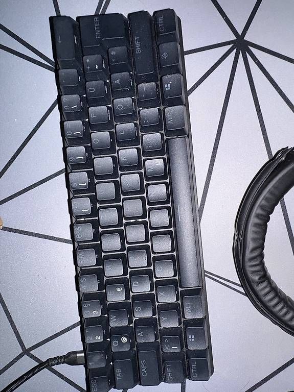 Claviers: SteelSeries Apex Pro Gen 3 Mini – D'occasion à Wetzikon ZH par adr_8hdt