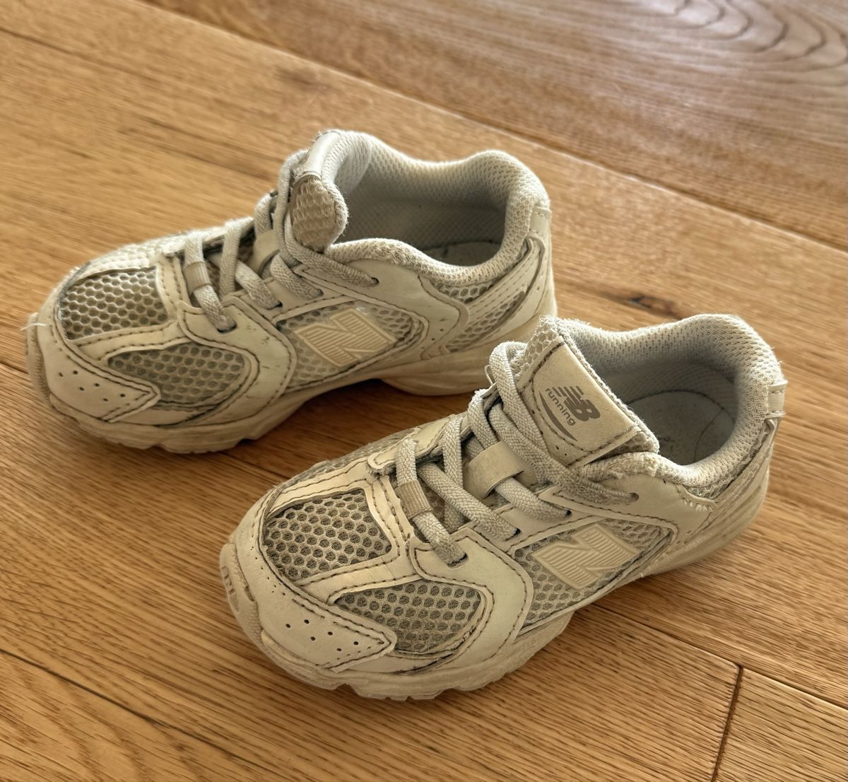 New Balance Scarpe da uomo: New Balance Gr 25 – Usato da Illnau venduto da DuNa 3