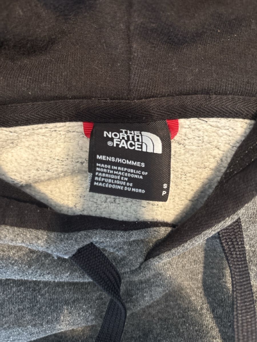 North Face Maglioni & Felpe: Sweat capuche The North Face gris taille S – Usato da Sion venduto da tchana77 4